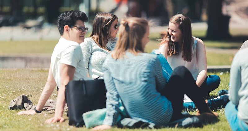 Online is het altijd infodag